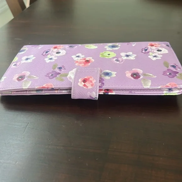 Love & Lore Floral Travel Document Wallet Organizer 9”x5” - Picture 5 of 16